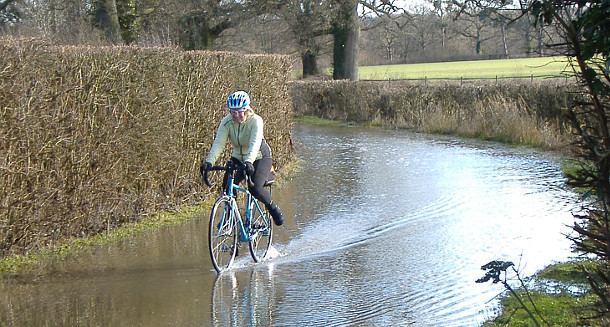 Julia Aquaplaning