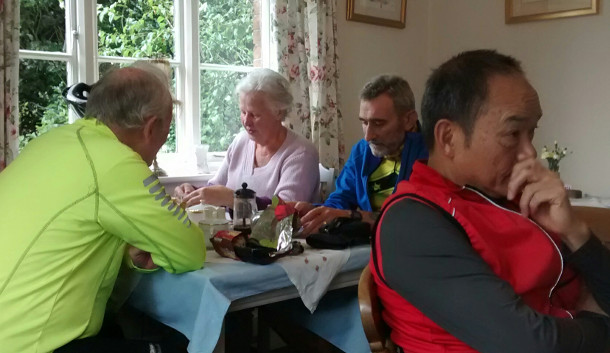 Meike & John T @ Abinger hammer Cafe