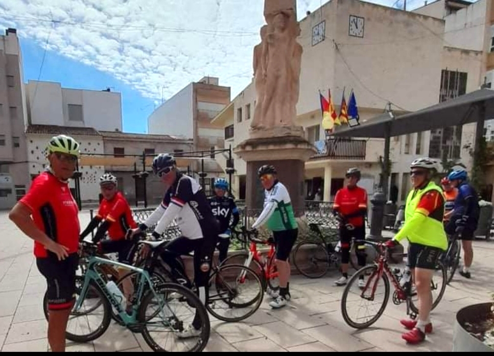 Vince Enjoys the Spanish Sun! Vince Enjoys the Spanish Sun!